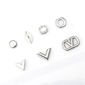 Pendentifs géométriques en acier argenté et accessoires de bijoux en métal en forme de V