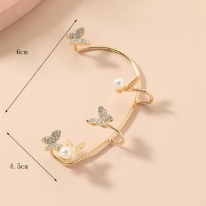 Elegant gold butterfly ear cuff with pearls and crystals, measuring 6cm by 4.5cm