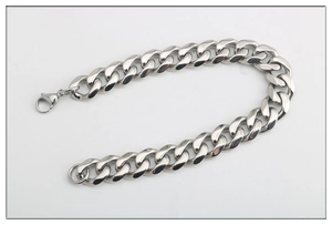 Pulsera de cadena cubana plana de acero inoxidable plateado con cierre de langosta