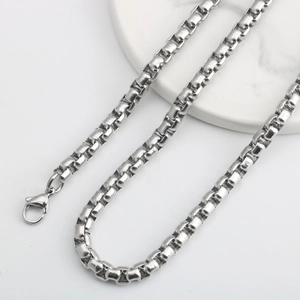 Collier Chaîne Vénitienne en Acier Inoxydable Minimaliste Unisexe Couleur Argent Chaîne à Maillons Géométriques Colliers Basiques Simples pour Hommes Femmes Bijoux