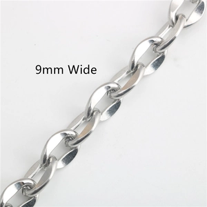 Macro shot of 9mm wide polished stainless steel oval link chain for hip hop bracelets