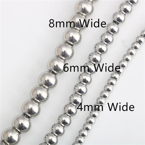 Confronto tra bracciali a sfere in acciaio inossidabile da 4mm, 6mm e 8mm con finitura lucida