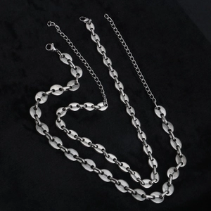 Silver punk coffee bean pig nose chain necklace with minimalist hip-hop design for men women