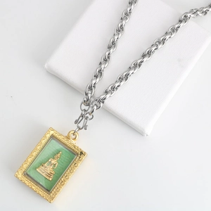 Pendentif Bouddha thaï doré sur une épaisse chaîne torsadée argentée pour hommes et femmes
