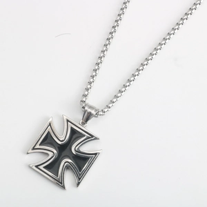 Collier vintage en acier inoxydable avec pendentif croix de fer noire sur chaîne box