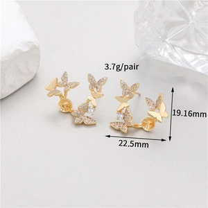 Details zu Abmessungen und Gewicht der goldenen Schmetterlings-Ohrhänger mit Zirkonia-Steinen