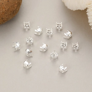 Silver brass plated claw settings for DIY jewelry making with round and square gem mounts