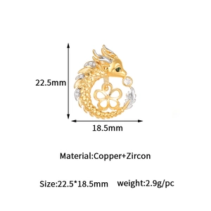 Detailed view of dragon pendant showing 22.5mm and 18.5mm technical dimensions