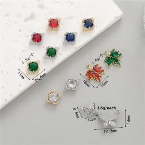 Detailed view of DIY zircon maple leaf and clover charms showing dimensions and weights