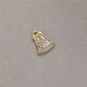 14K vergoldeter Glockenanhänger mit Zirkonia-Mikropavé und eleganter Schleife für Ketten