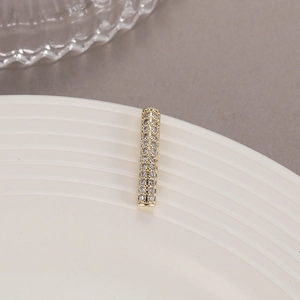 Perla lunga placcata oro 14K con zirconi incastonati per collane e bracciali DIY