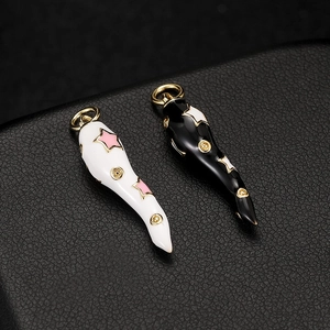 Pastoral Copper Cornicello Horn Pendant Lucky Chili Shape Enamel Star Pattern Gold Plated Women DIY Necklace Accessory