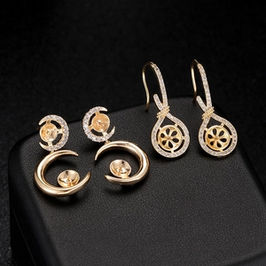 925 silver needle pearl earrings mount with zircon moon and teardrop knot design