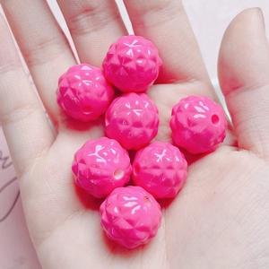 Bright pink acrylic pineapple-textured craft beads for DIY jewelry and keychains