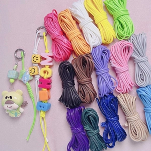 Set de cordones encerados de 1-2mm para joyería DIY con ejemplos de colgantes caseros