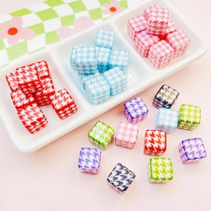 Cuentas de Cubo de Acrílico con Patrón de Pata de Gallo Cuentas Sueltas Cuadradas para Fabricación de Joyas DIY Accesorios