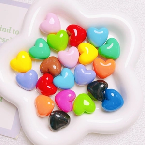 Colorful polished heart-shaped beads for DIY jewelry and phone chain making