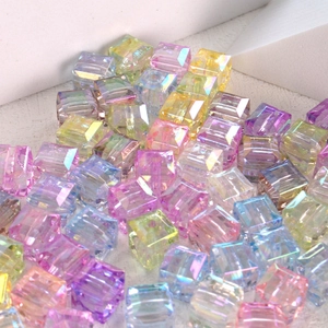 Bunte, facettenreiche AB-Beschichtung Würfelperlen für DIY-Schmuck und Handyketten