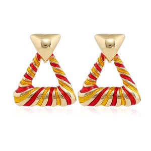 Orecchini a triangolo in lega dorata con smalto rosso e giallo in stile retrò pop