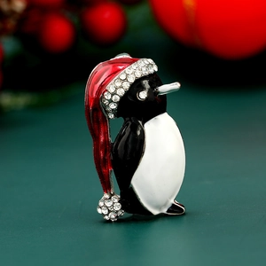 Broche Manchot de Noël Avec Bonnet Rouge de Noël Strass Alliage Émail Goutte d'Huile Broche Animale pour Femme Bijoux de Fête