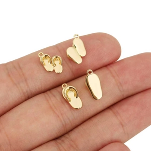 Ciondoli infradito dorati placcati oro 18k per creazione gioielli fai-da-te sulle dita