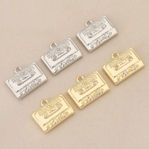 Colgantes para Joyería DIY Diseño de Cassette Retro Patrón de Nota Musical Cobre Chapado Oro Plata Strass Incrustado