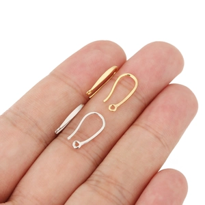Ganchos para pendientes planos chapados en oro 18k para creación de joyas DIY