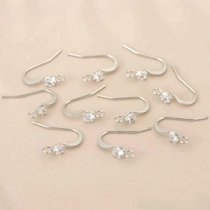 Flache geometrische Ohrhaken mit 18 Karat Vergoldung und Zirkonia für DIY-Schmuck