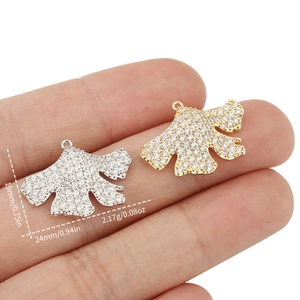 Kupfer 18K Vergoldeter Ginkgoblatt Anhänger Zirkonia Unregelmäßige Geometrische Charms Für Halskette Schmuckherstellung Damen