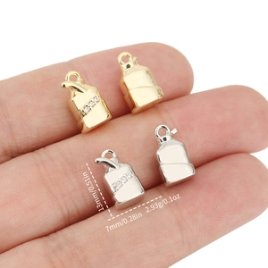 Minimalistische Kupfer 18K Vergoldete Getränkekarton Form Anhänger Strass Eingelegte Charms Für Halskette Armband Schmuck