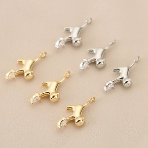 Simpatico Ciondolo a Forma di Gatto in Rame Con Strass Trasparenti Accessori Fai da Te per Collane Bracciali Gioielli da Donna