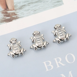 Trois breloques grenouilles plaquées argent 18K avec zircons rectangulaires pour bijoux