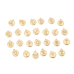 Set de 26 colgantes de letras doradas en cobre con circón para joyería artesanal