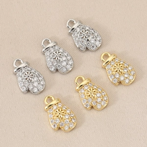 Ciondoli a Forma di Guanto con Fiocco di Neve in Rame Placcato Oro 18K Zirconia per Creazione Collane Bracciali Fai-da-te