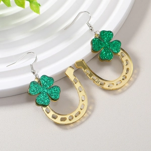 Boucles d'Oreilles Saint-Patrick Trèfle et Fer à Cheval Ajourées avec Paillettes Vertes Bijoux de Chance Cadeau Femme