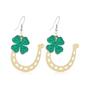 Boucles d'oreilles trèfle vert scintillant et fer à cheval doré pour la Saint-Patrick