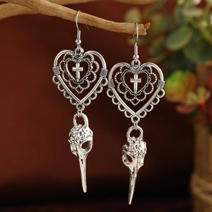Boucles d'Oreilles Gothiques en Alliage Argent Antique Crâne de Corbeau Avec Cœur Croix Punk Halloween Bijoux Femme