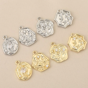 Ciondolo Fiore in Rame Vintage Con Strass Accessorio Artigianale DIY per Creazione Gioielli Collane Orecchini Botanici