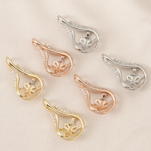 Koper Zirconia Traan Bloem Hanger Voor DIY Sieraden Maken Goud Zilver Roségoud Verguld Micro Pave Hangers Voor Vrouwen Sieraden