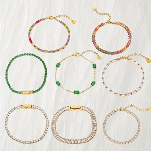 Eleganti bracciali in acciaio inossidabile placcato oro 18 carati con zirconi colorati da donna