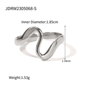 Anillo abierto ondulado de acero inoxidable plateado con diámetro interno 1,85 cm