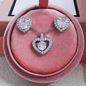 Vintage Herz Schmuckset mit Halskette und Ohrsteckern aus Zirkonia und Silber