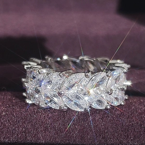 Elegant Marquise Cut Zircon Leaf Ring Copper Silver Plated Full Eternity Band For Women Fashion Luxury Jewelry Finger Ring