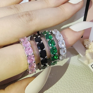 Ensemble de bagues de luxe en zircone rose, noire, verte et transparente pour femmes