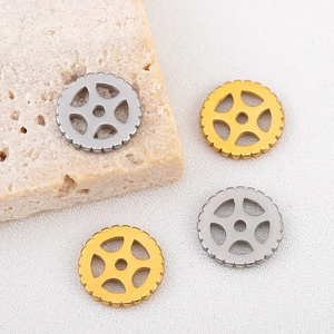 304 Stainless steel gear pendants for DIY jewelry making in gold and silver finish