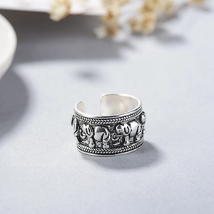 Vintage Thai silver elephant open ring with ethnic embossed design for women