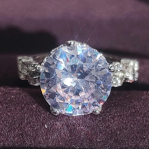 Vintage Luxury Copper Rhinestone Engagement Ring For Women Crown Setting Geometric Micro Pave Inlaid Fashion Jewelry Ring