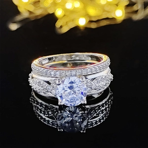 Elegant S925 sterling silver double-layer engagement ring set with round cut diamond