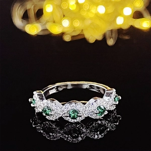 Irregular geometric S925 silver ring with green emerald zircon and white sparkling stones