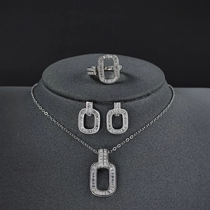 Geometrisch Hohl Kupfer Halskette Ohrringe Verstellbar Ring Strass Eingelegt Elegant Damen Schmuck Dubai Afrika Stil